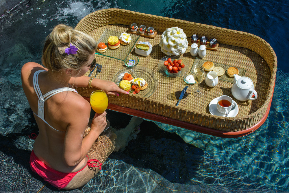 Floating brunch Floating brunch