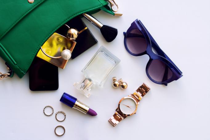 6 Ways To Organise Your Handbag 6 Ways To Organise Your Handbag