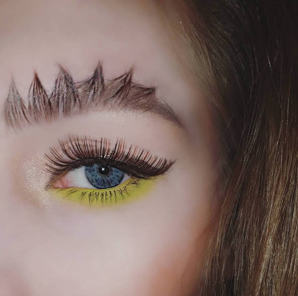 8 Of The Weirdest Eyebrows Trends Out There 8 Of The Weirdest Eyebrows Trends Out There