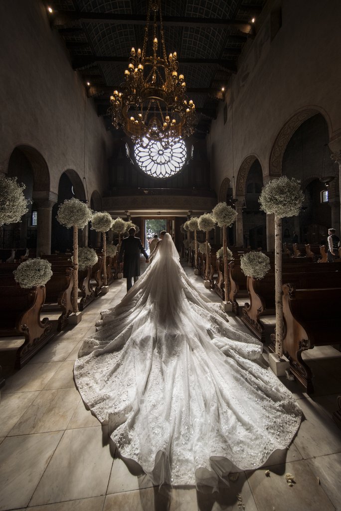 Victoria Swarovski wedding dress Victoria Swarovski wedding dress