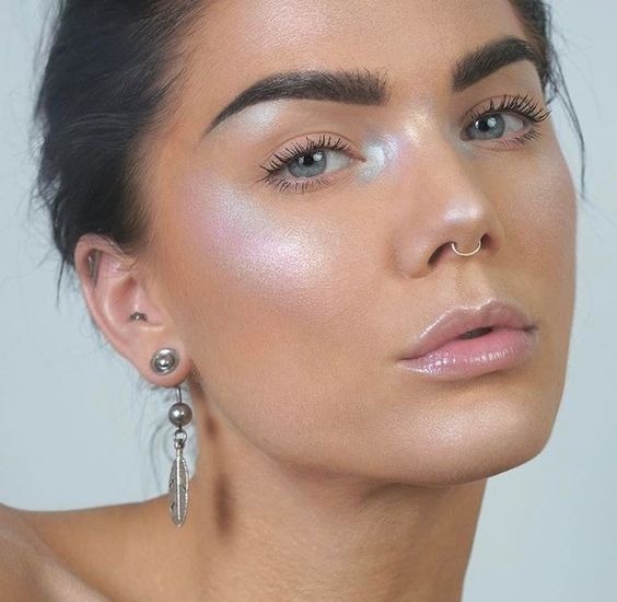 Beauty Trends You Need To Know For Spring Makeup Looks Beauty Trends You Need To Know For Spring Makeup Looks